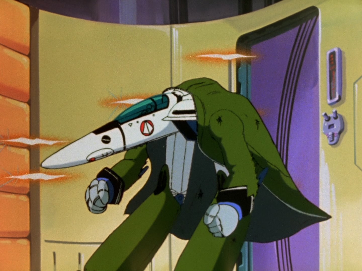 Super Dimension Fortress Macross Ep 12: Big Escape @ 07:15