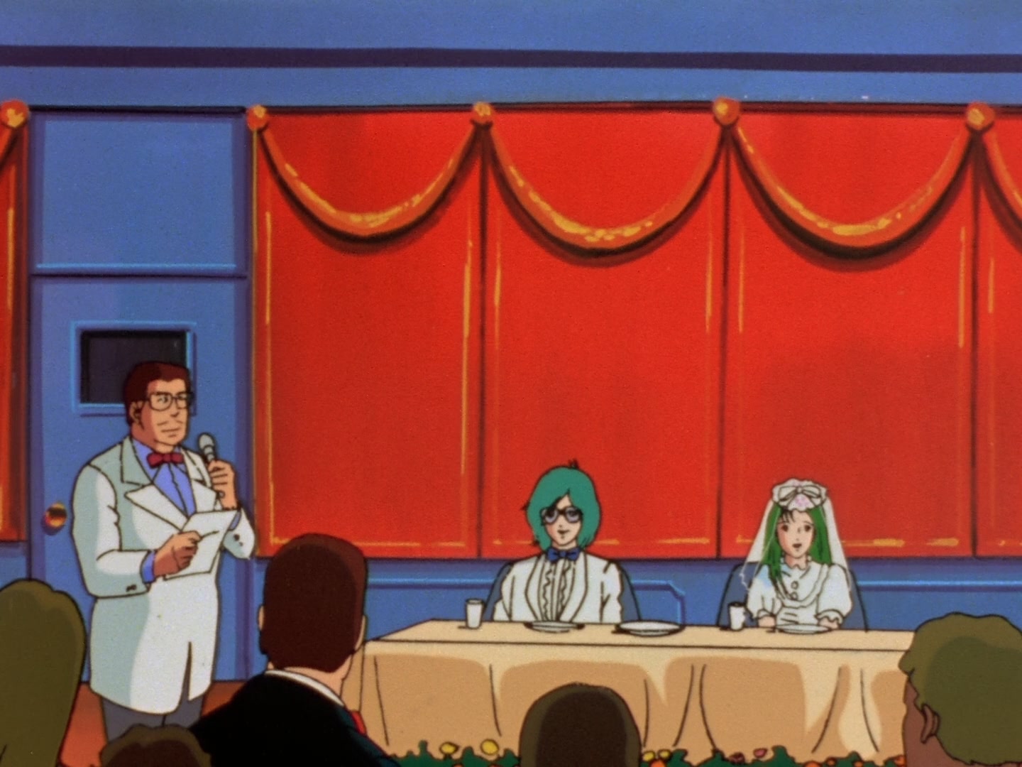 Super Dimension Fortress Macross Ep 25: Virgin Road @ 09:59