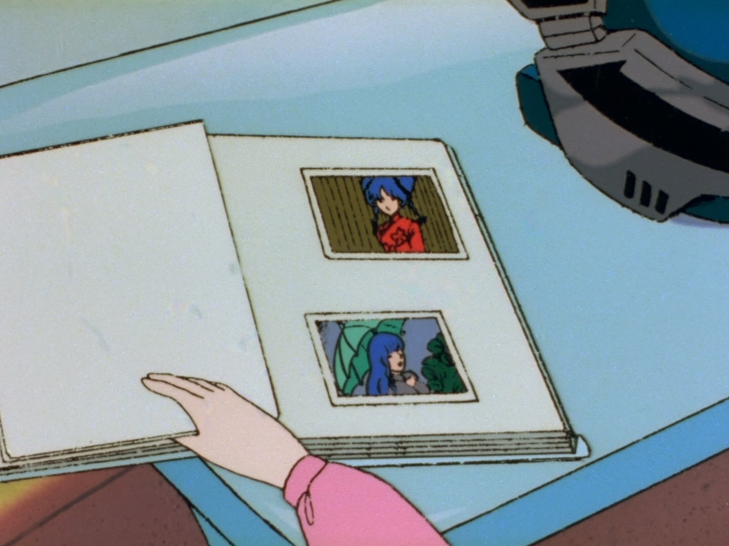 Super Dimension Fortress Macross Ep 28: My Album @ 06:56