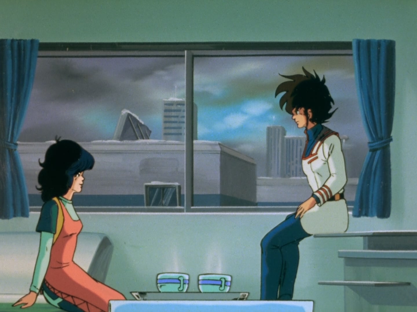 Super Dimension Fortress Macross Ep 36: Farewell to Tenderness @ 02:37