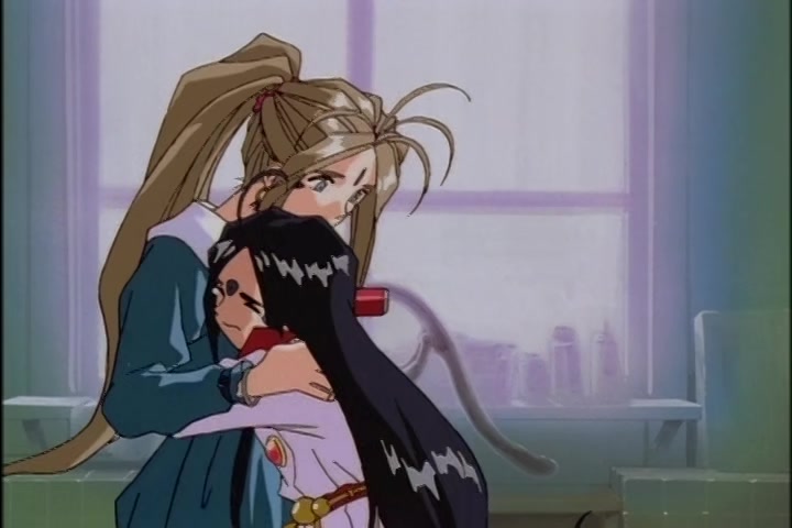 Ah! My Goddess (1993 OVA) Ep 3: Burning Hearts on the Road @ 09:10