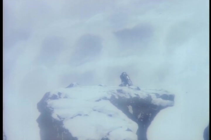 BASTARD!! (1992 OVA) Ep 5: Thunder Empress Arshes Nei @ 24:22