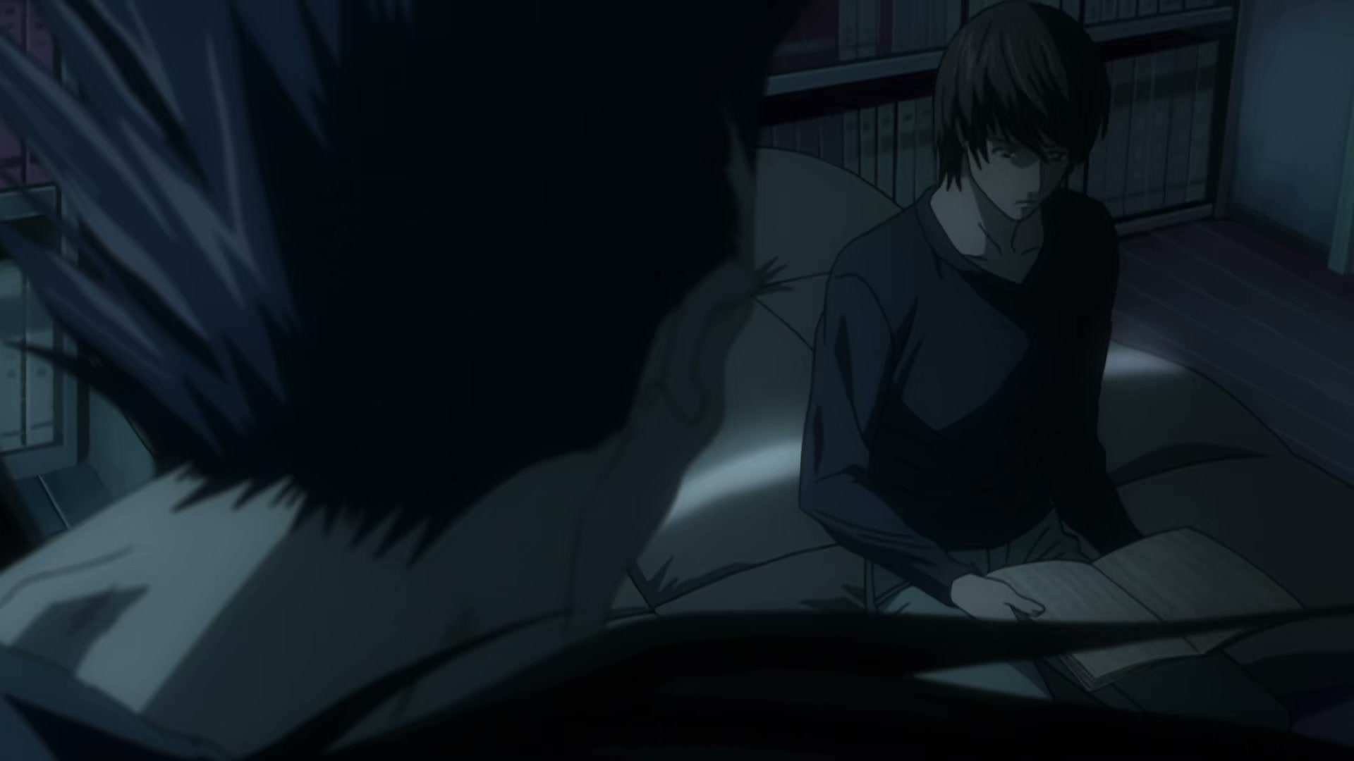 Death Note Ep 4: Pursuit @ 00:06:14