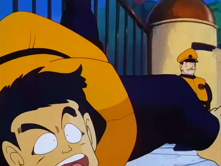 Dragon Ball Ep 113: Siege on Chow Castle @ 00:09:18