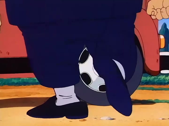 Dragon Ball Ep 117: The Ultimate Sacrifice @ 00:05:22