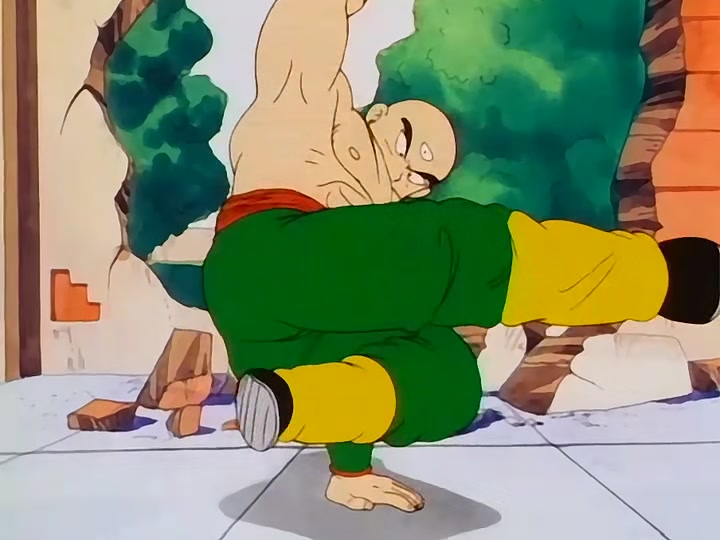 Dragon Ball Ep 140: Goku Gains Speed @ 00:07:05