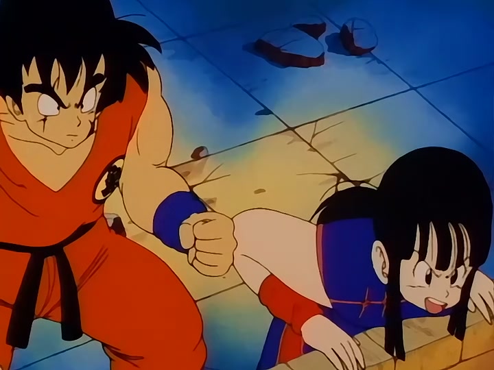 Dragon Ball Ep 147: Goku Hangs On @ 00:04:45