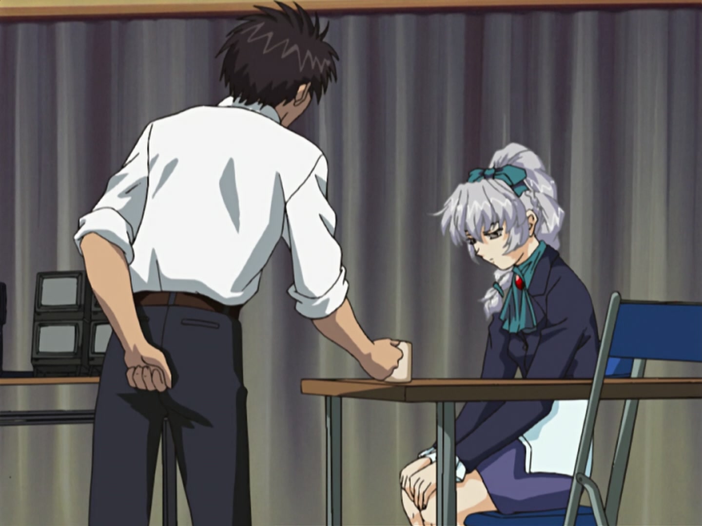 Full Metal Panic! Ep 9: Dangerous Safe House @ 00:17:01