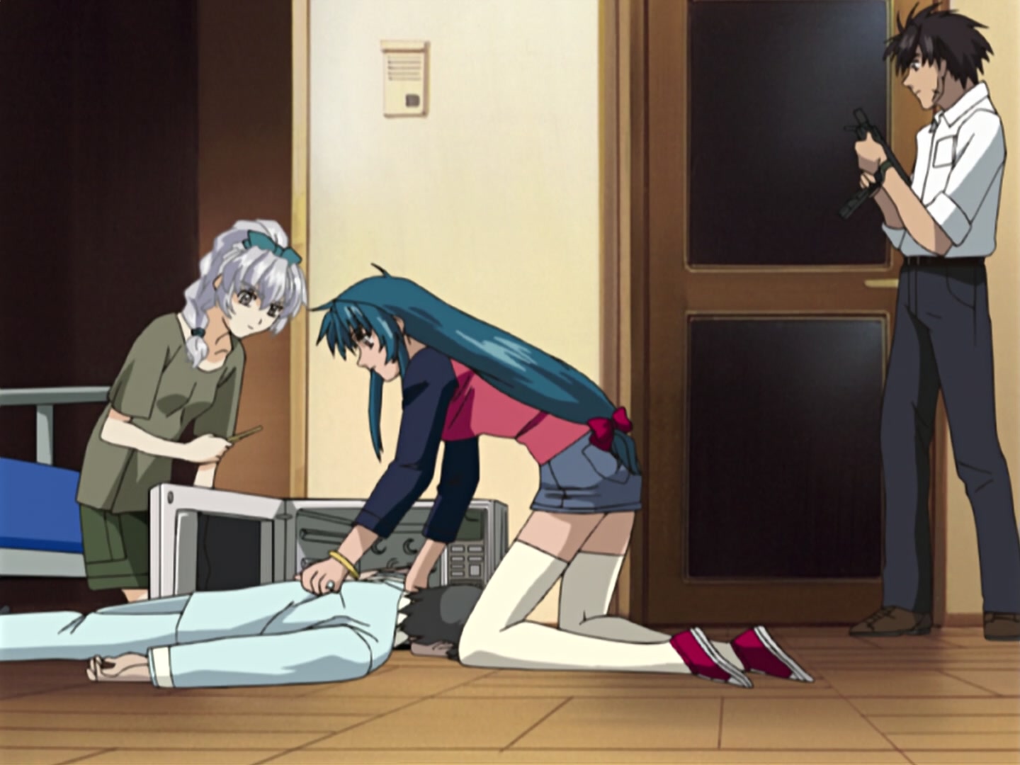 Full Metal Panic! Ep 10: Run, Running, Ran @ 00:07:28