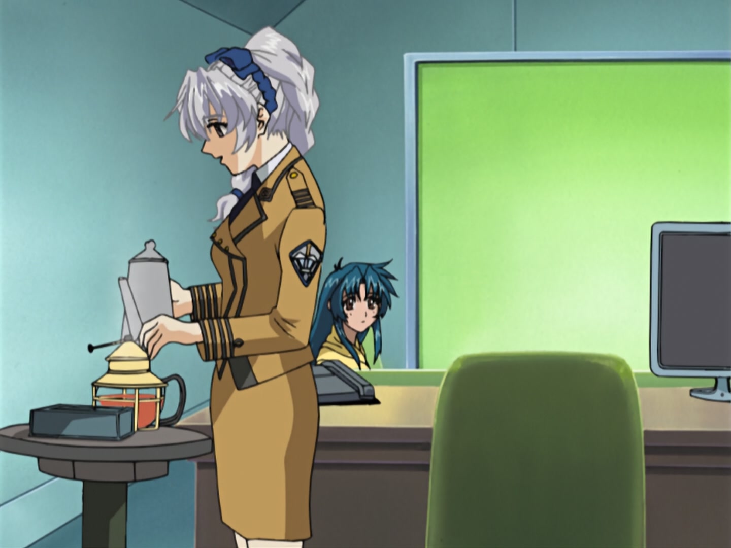 Full Metal Panic! Ep 20: Venom's Fire @ 00:02:39