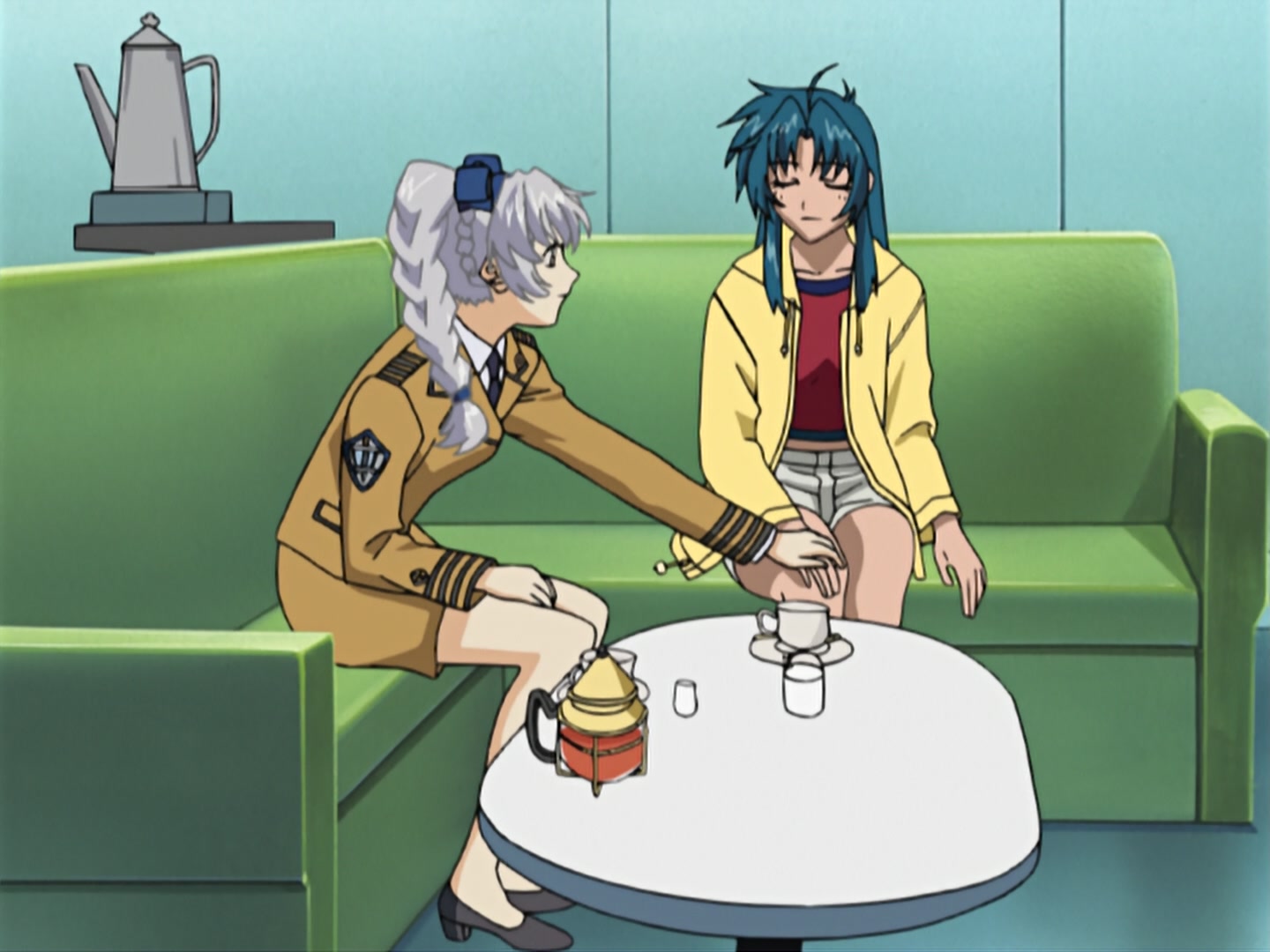 Full Metal Panic! Ep 20: Venom's Fire @ 00:05:09