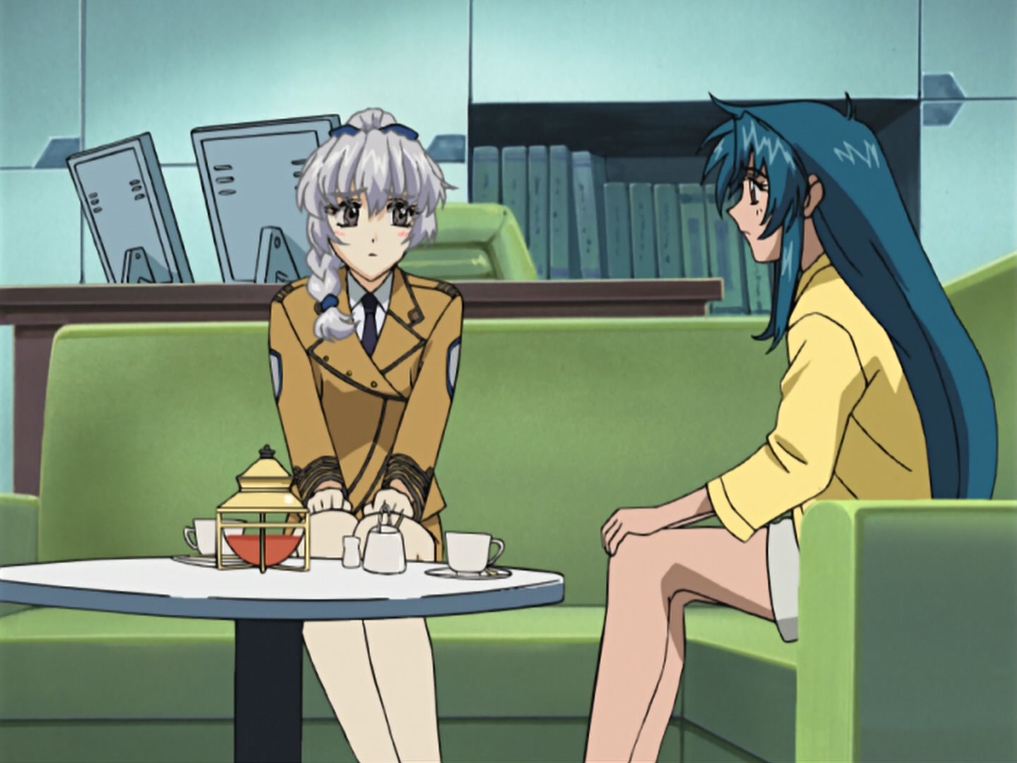 Full Metal Panic! Ep 20: Venom's Fire @ 00:05:38