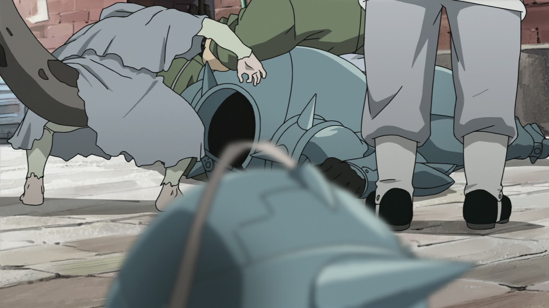 Fullmetal Alchemist: Brotherhood Ep 13: Beasts of Dublith @ 00:10:35