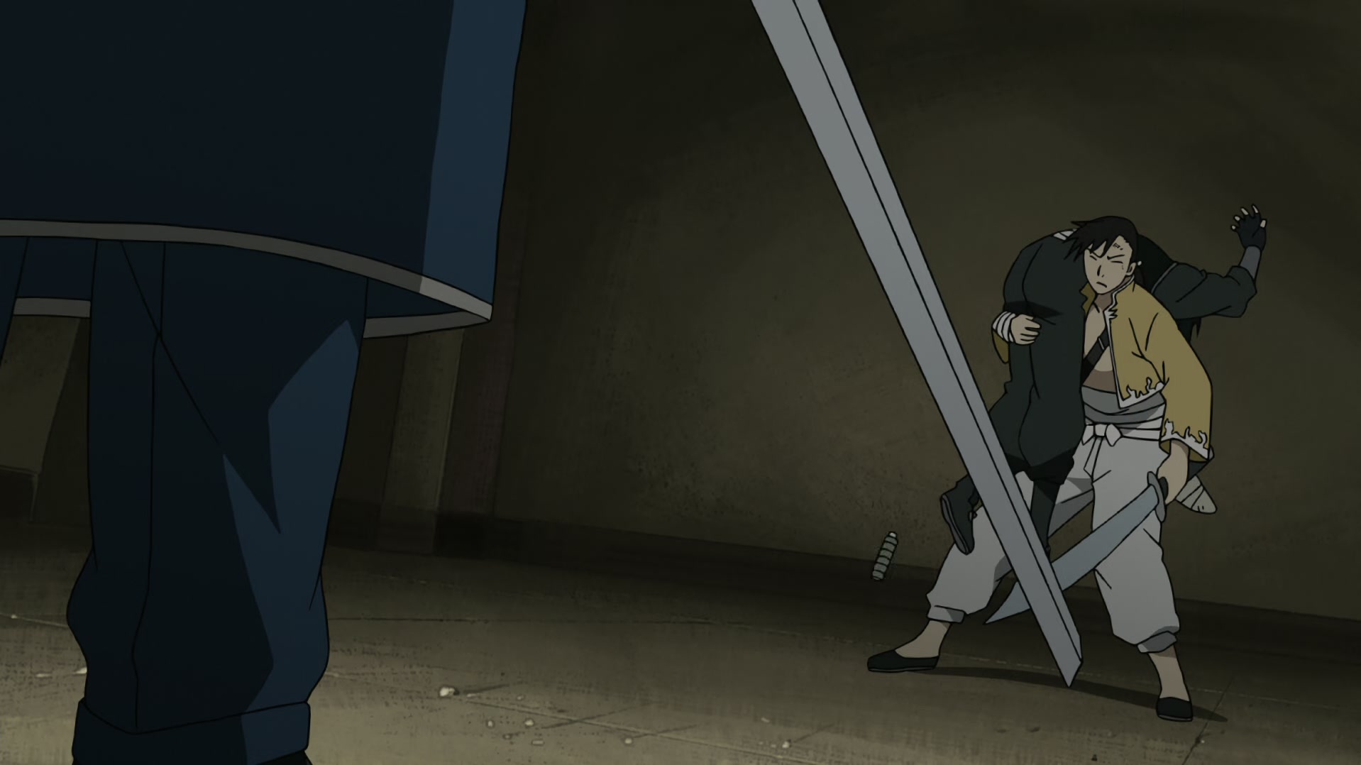 Fullmetal Alchemist: Brotherhood Ep 22: Backs in the Distance @ 00:03:55