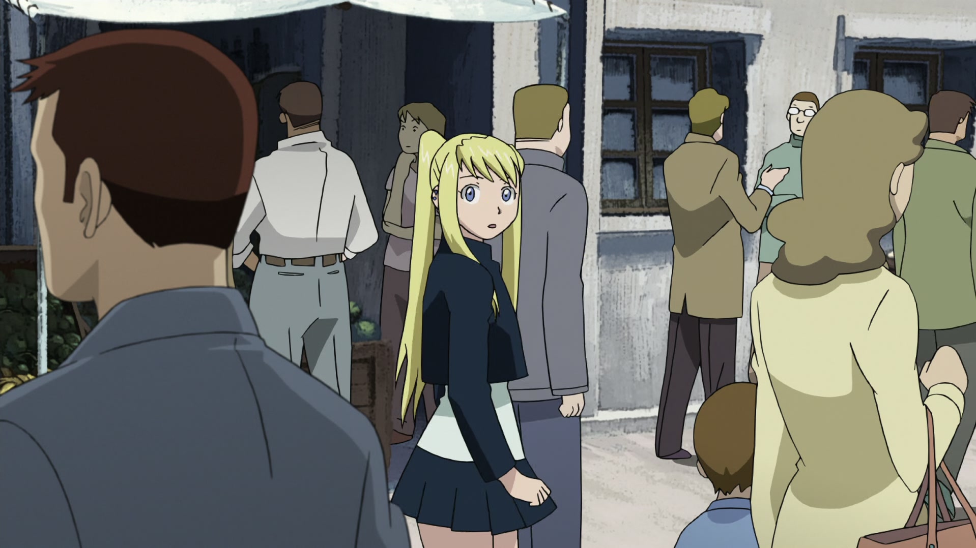 Fullmetal Alchemist: Brotherhood Ep 22: Backs in the Distance @ 00:06:15