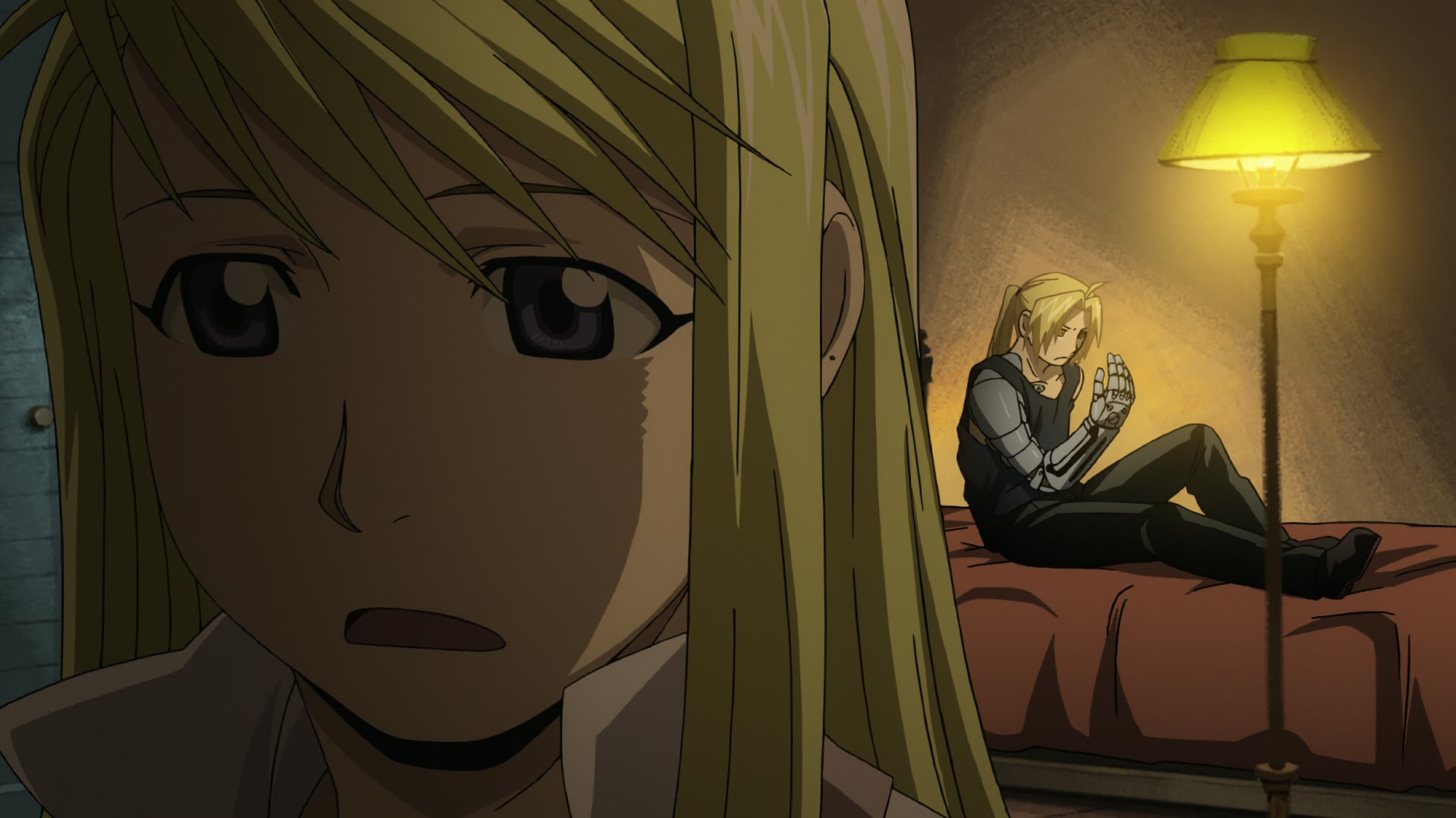 Fullmetal Alchemist: Brotherhood Ep 46: Looming Shadows @ 00:08:00