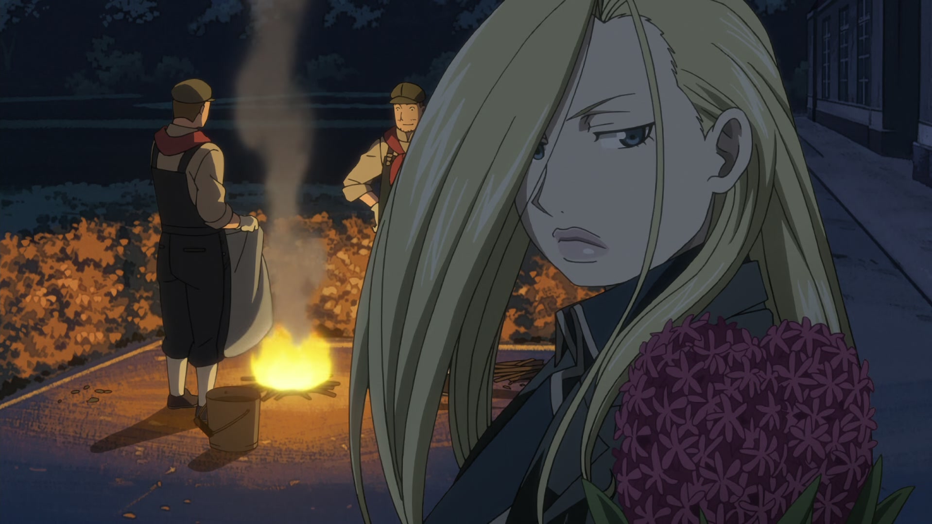 Fullmetal Alchemist: Brotherhood Ep 46: Looming Shadows @ 00:16:49