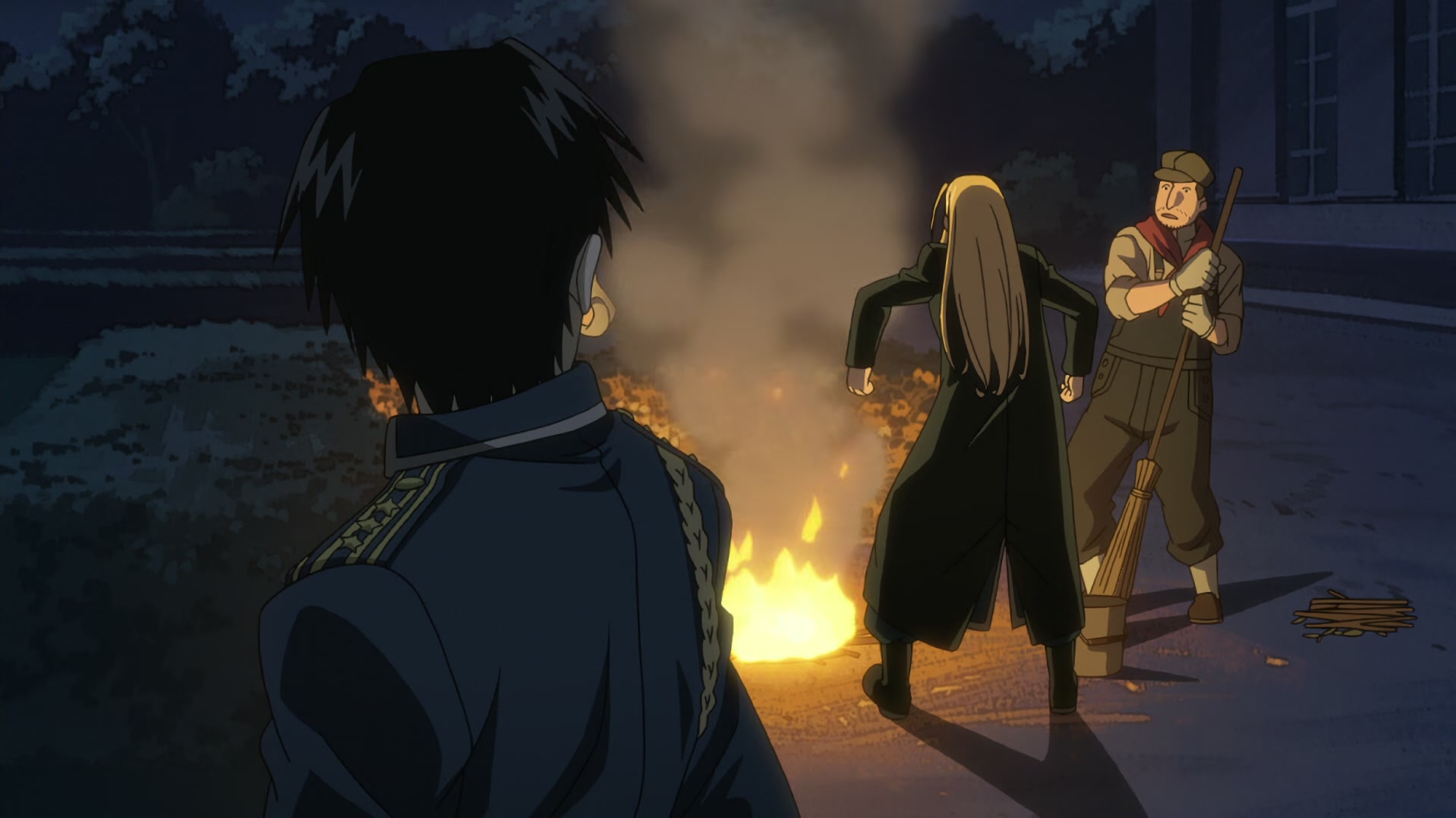 Fullmetal Alchemist: Brotherhood Ep 46: Looming Shadows @ 00:17:20