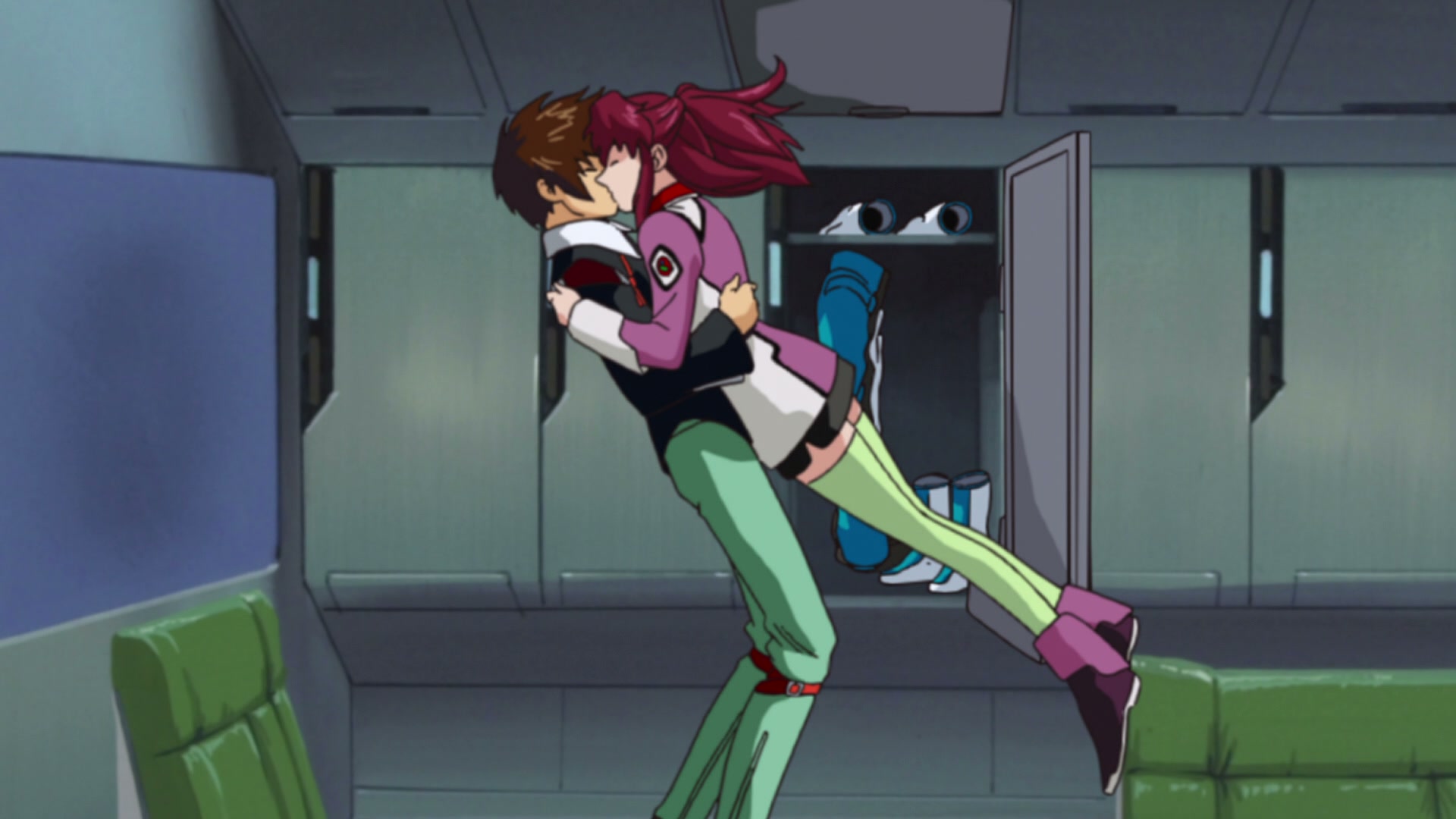 Mobile Suit Gundam SEED Ep 13: Stars Falling in Space @ 00:06:00