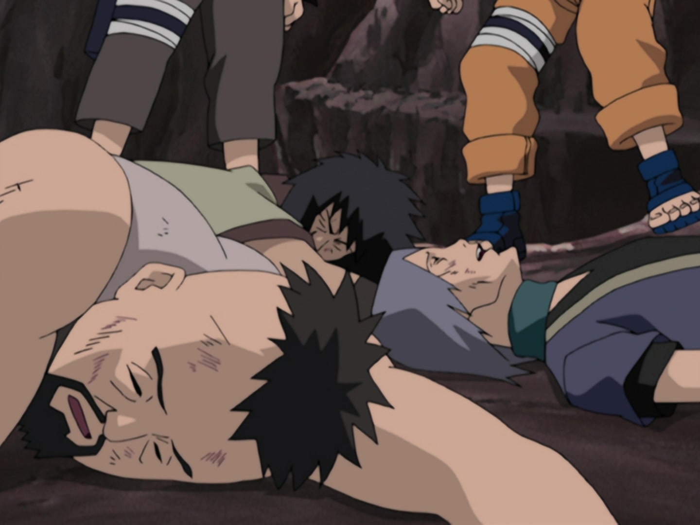 Naruto Ep 208: The Weight of the Prized Artifact! @ 14:13
