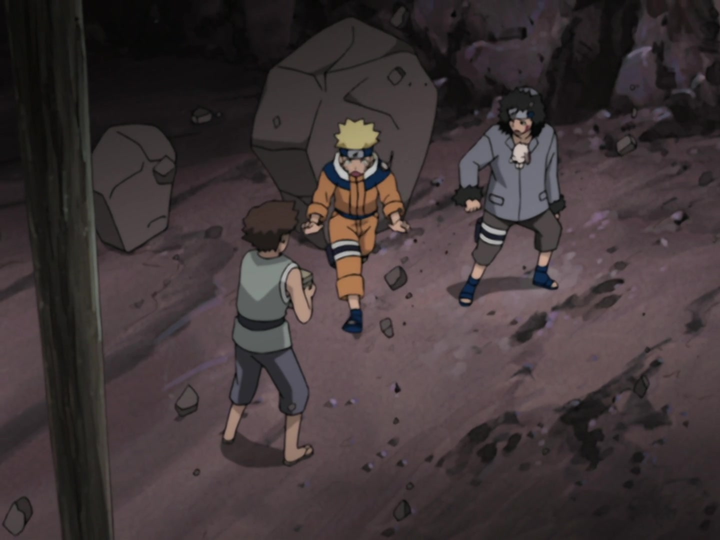 Naruto Ep 208: The Weight of the Prized Artifact! @ 15:54
