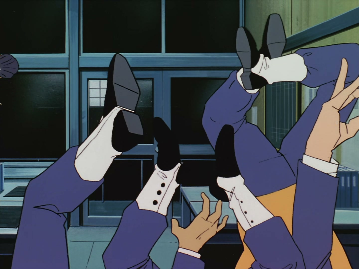 Patlabor: The TV Series Ep 15: The Whale That Sang a Song @ 00:15:36