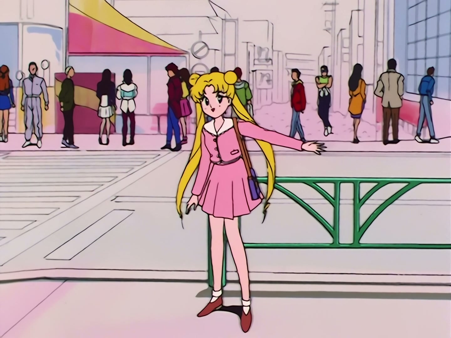 Sailor Moon Ep 9: Usagi's Disaster! Beware of the Clock of Confusion @ 00:03:44