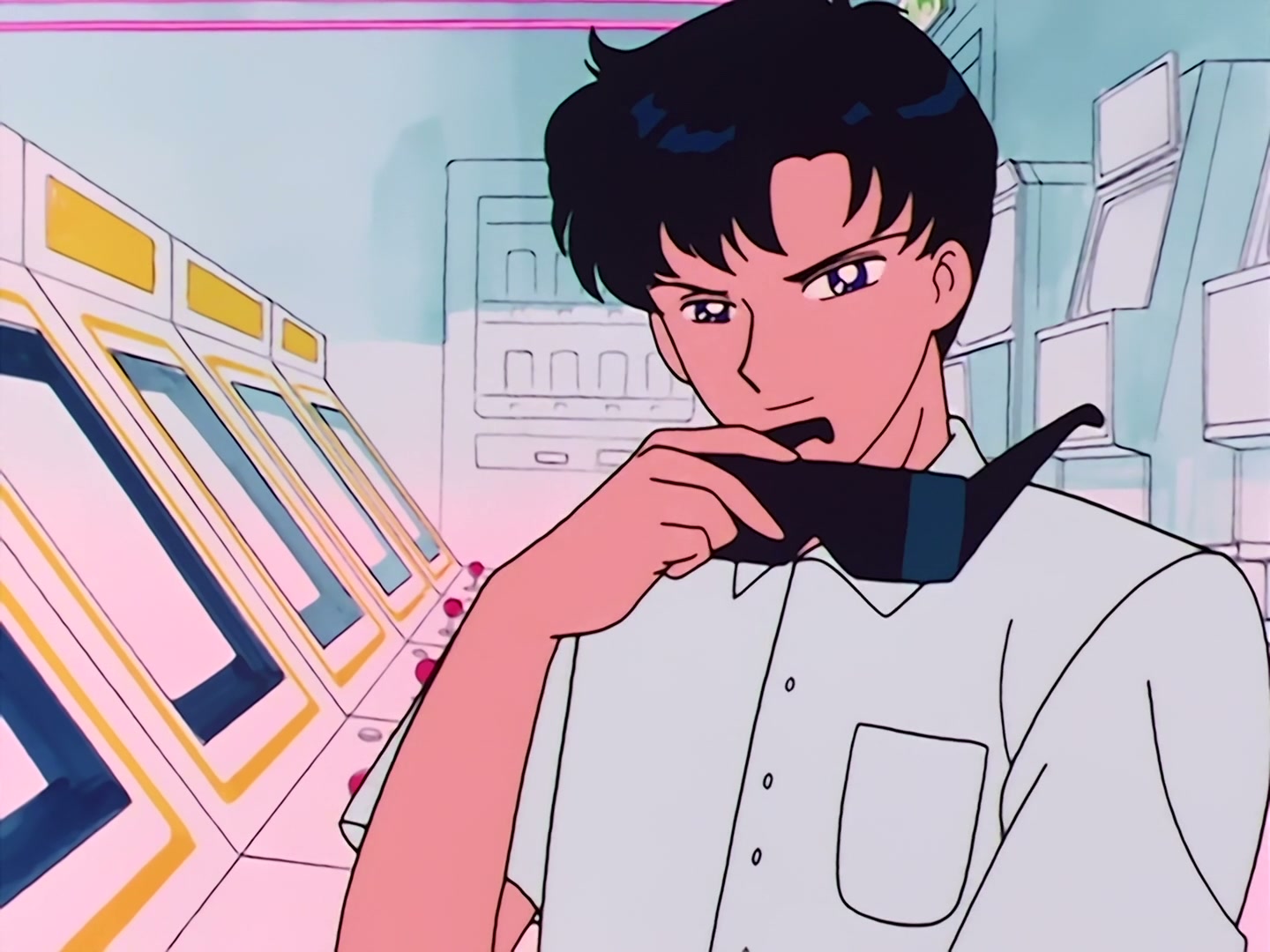 Sailor Moon Ep 17: Is Usagi a Model? The Focus of the Monster Camera @ 00:07:51