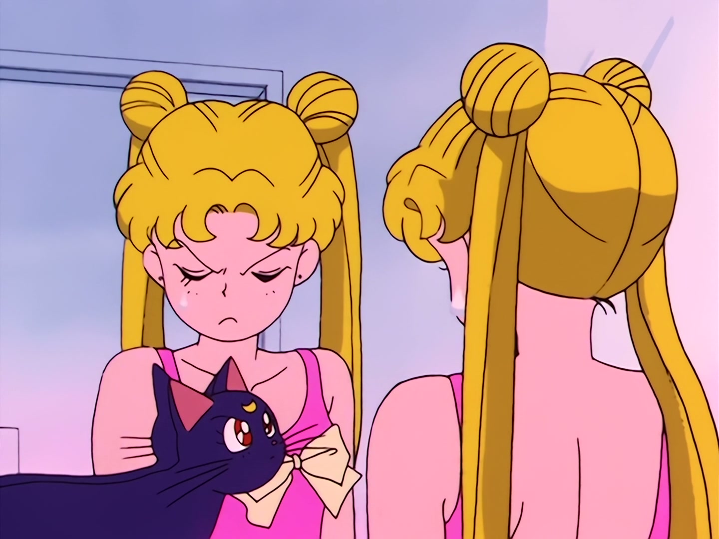 Sailor Moon Ep 17: Is Usagi a Model? The Focus of the Monster Camera @ 00:12:50