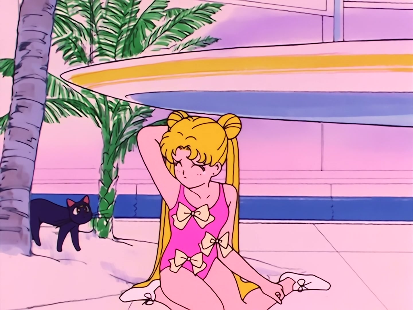 Sailor Moon Ep 17: Is Usagi a Model? The Focus of the Monster Camera @ 00:15:04