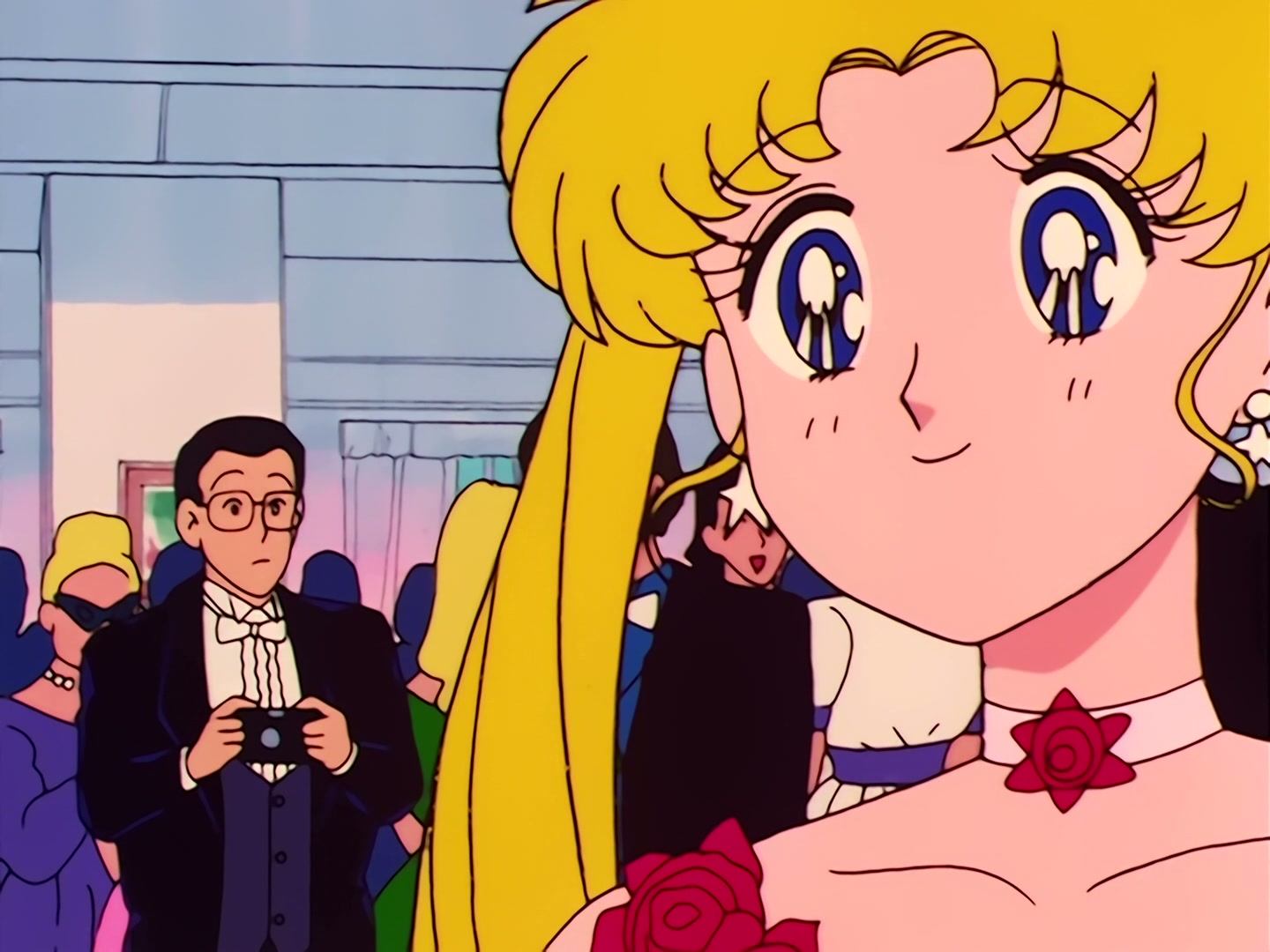 Sailor Moon Ep 22: Romance Under the Moon! Usagi's First Kiss @ 00:10:35