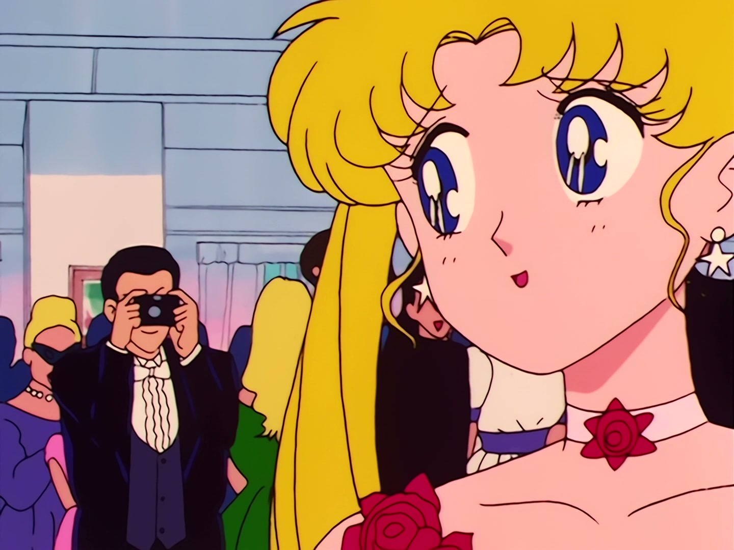 Sailor Moon Ep 22: Romance Under the Moon! Usagi's First Kiss @ 00:10:40