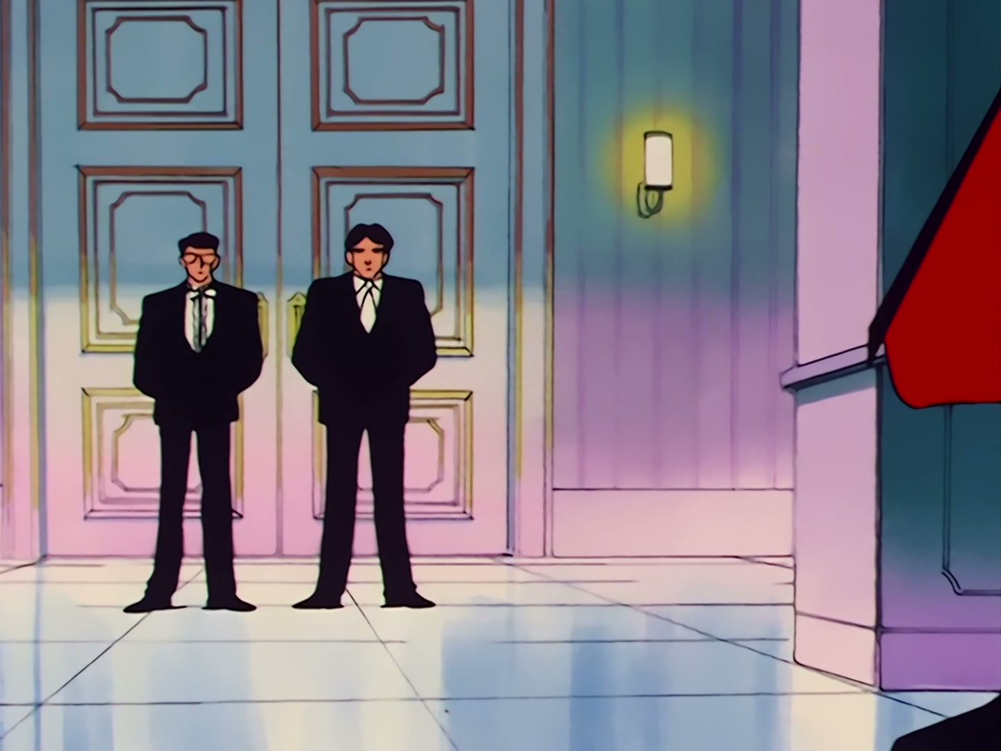 Sailor Moon Ep 22: Romance Under the Moon! Usagi's First Kiss @ 00:10:53