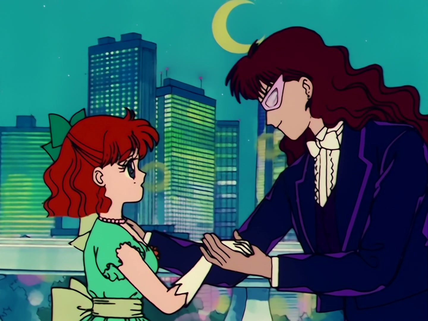 Sailor Moon Ep 22: Romance Under the Moon! Usagi's First Kiss @ 00:11:53