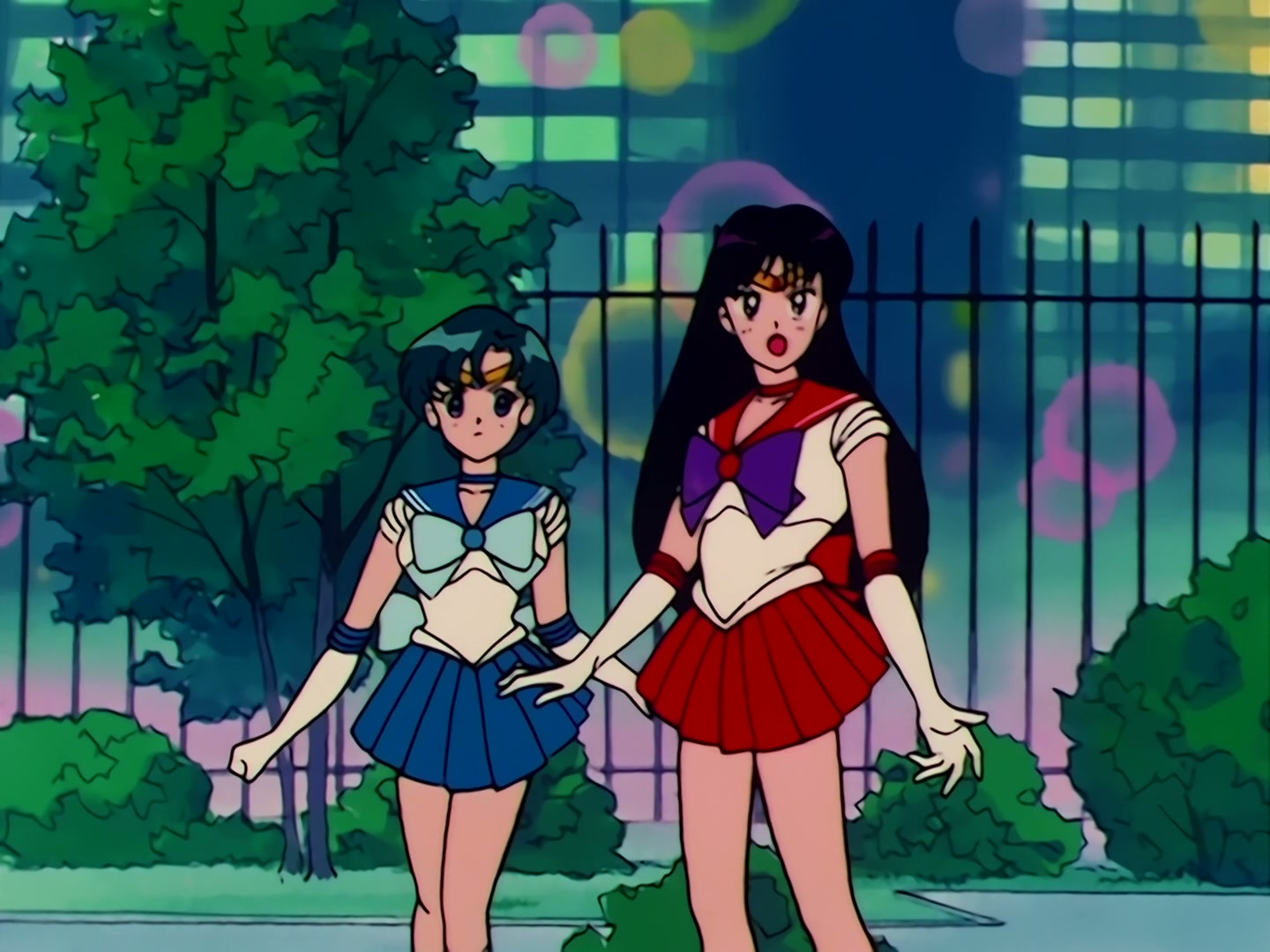 Sailor Moon Ep 22: Romance Under the Moon! Usagi's First Kiss @ 00:15:39