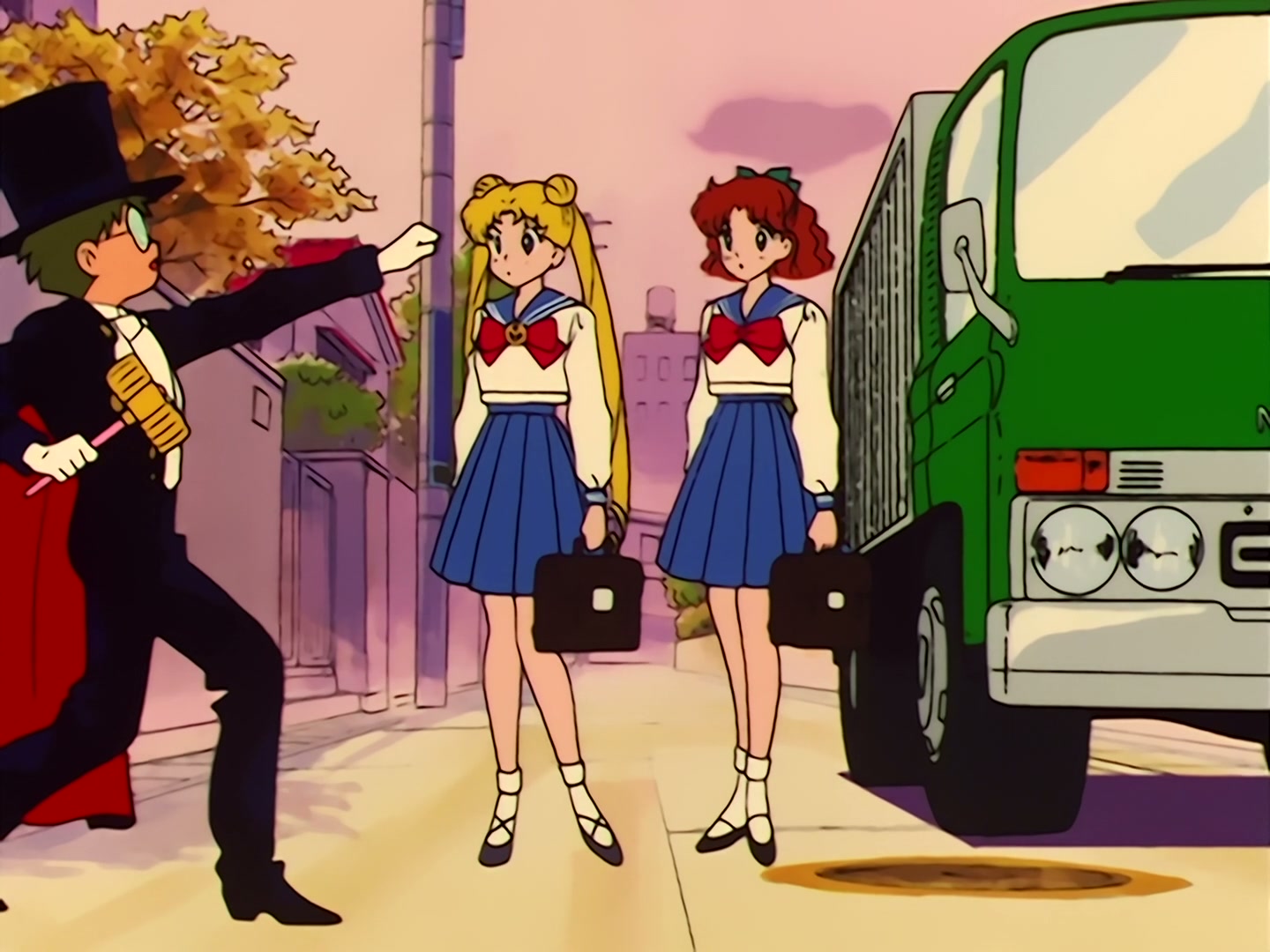 Sailor Moon Ep 32: Umino's Resolve! I'll Protect Naru @ 00:08:30