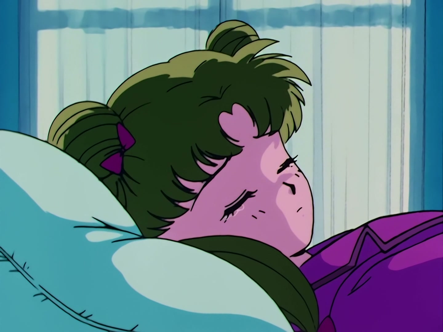 Sailor Moon Ep 36: Usagi is Confused! Is Tuxedo Mask Evil? @ 00:03:05