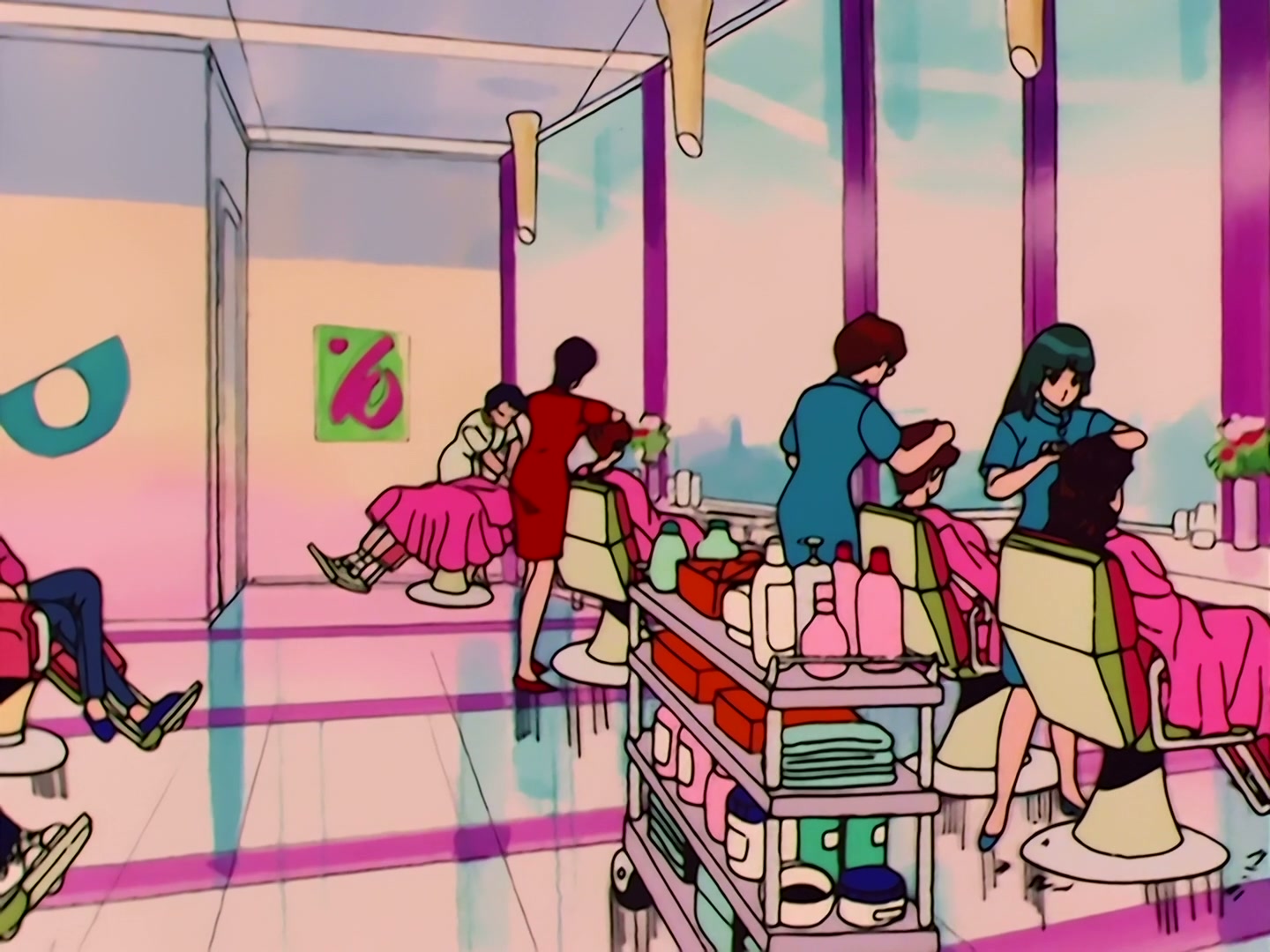 Sailor Moon Ep 36: Usagi is Confused! Is Tuxedo Mask Evil? @ 00:08:51