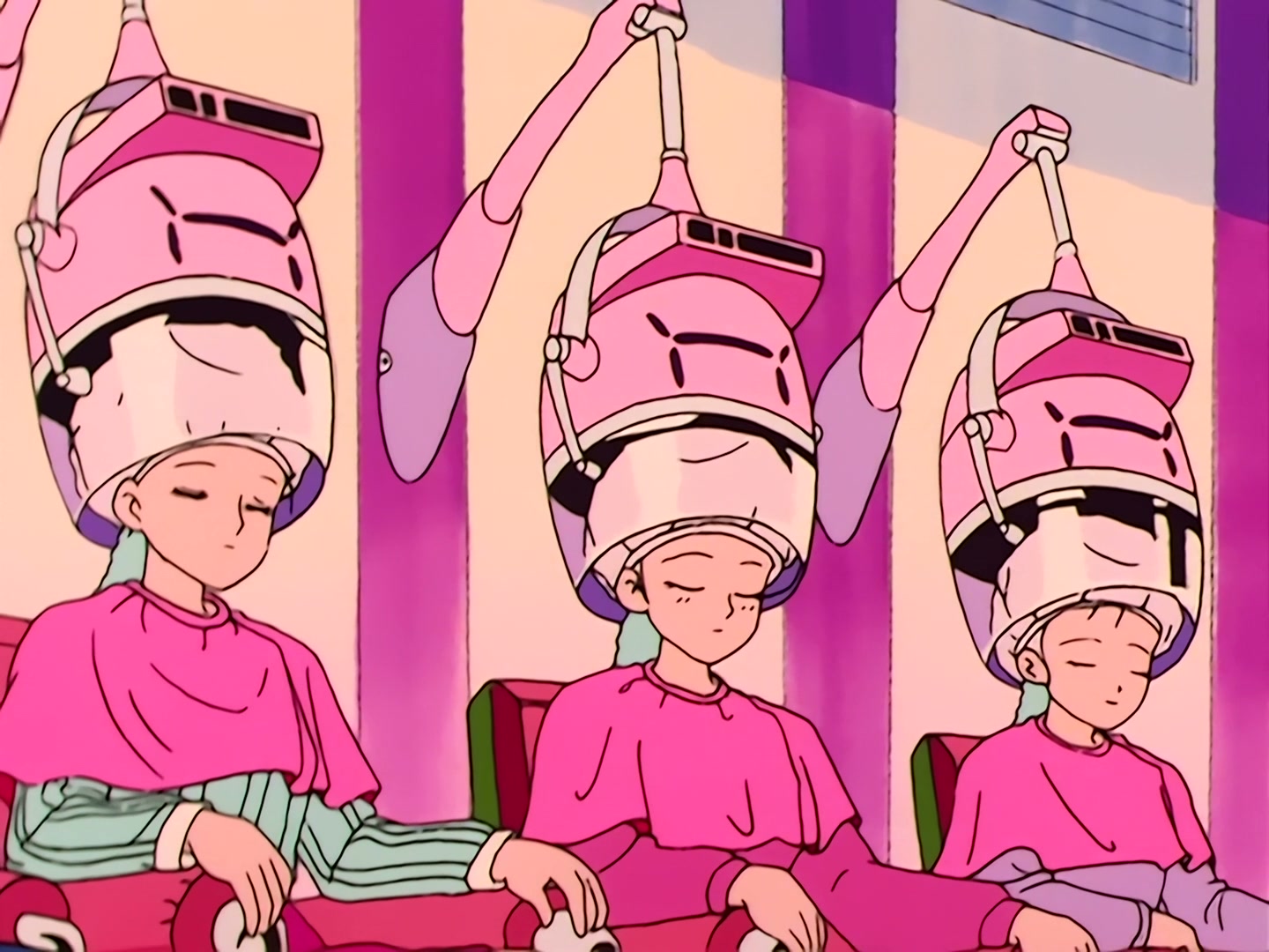 Sailor Moon Ep 36: Usagi is Confused! Is Tuxedo Mask Evil? @ 00:09:56