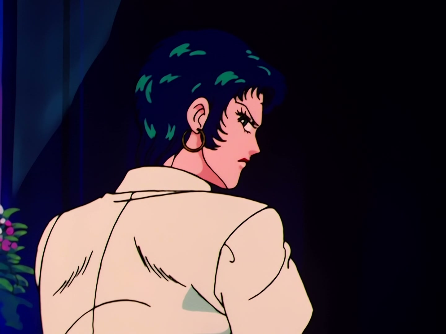Sailor Moon Ep 36: Usagi is Confused! Is Tuxedo Mask Evil? @ 00:10:22