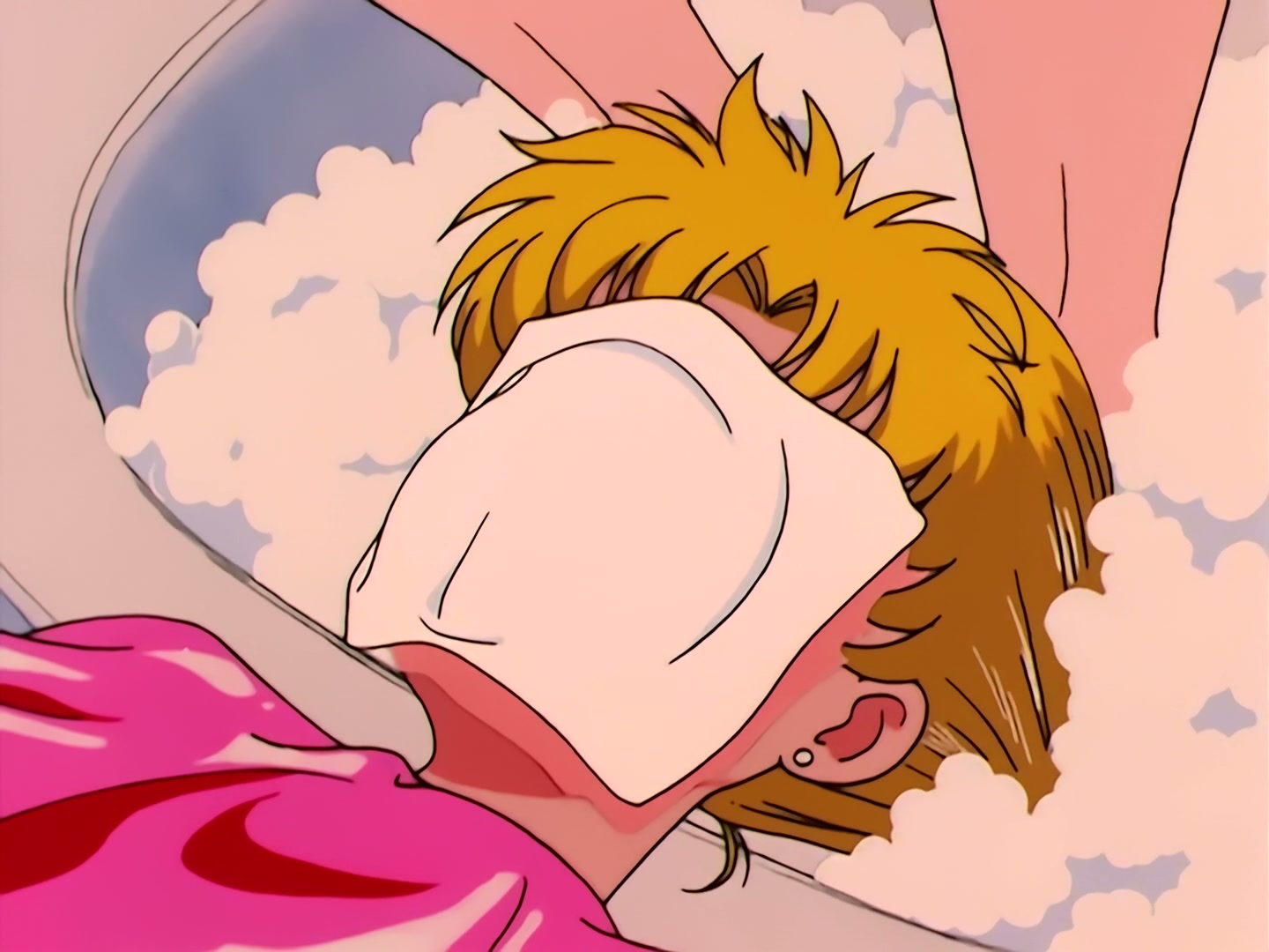 Sailor Moon Ep 36: Usagi is Confused! Is Tuxedo Mask Evil? @ 00:10:48