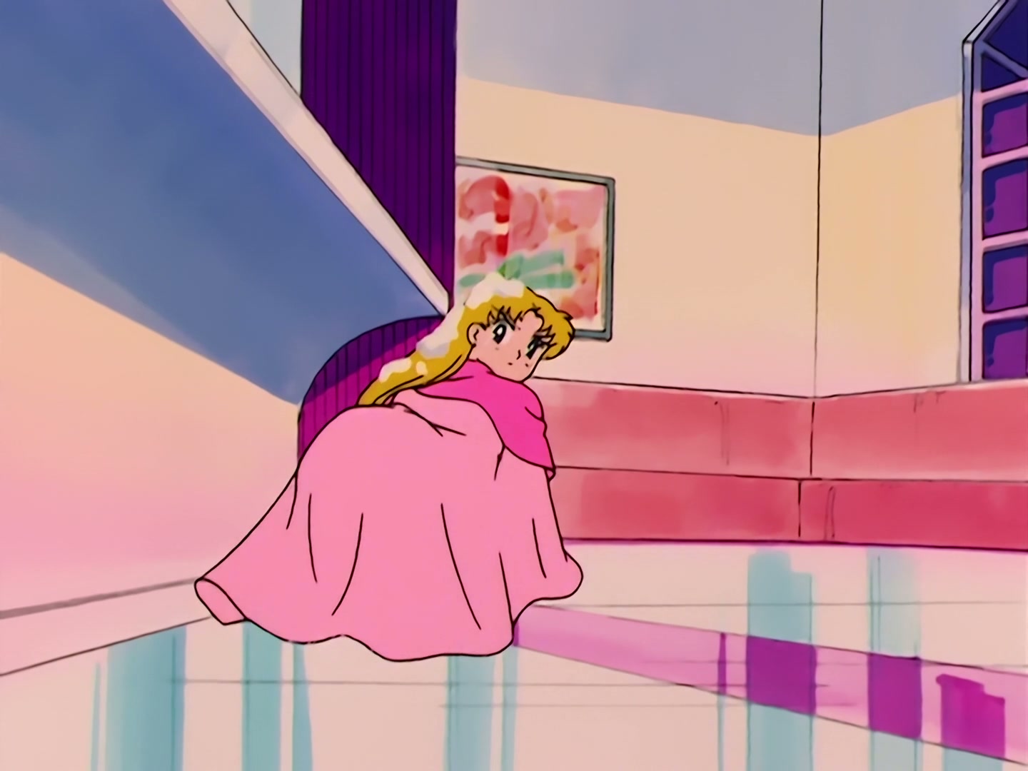 Sailor Moon Ep 36: Usagi is Confused! Is Tuxedo Mask Evil? @ 00:12:15