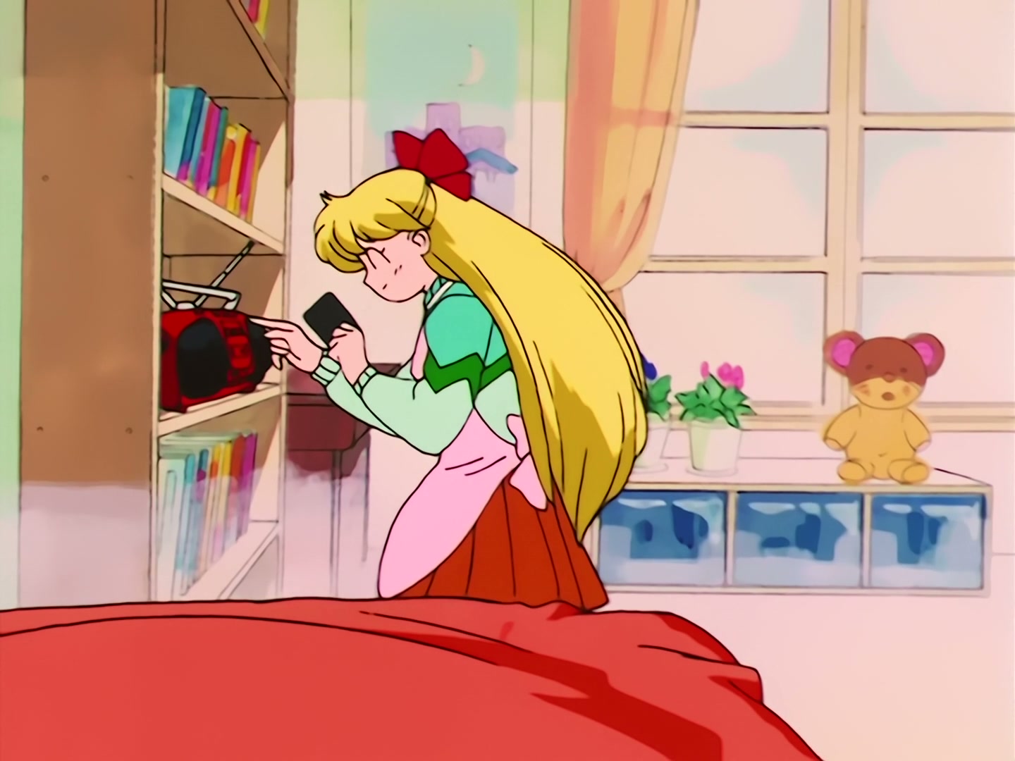 Sailor Moon Ep 78: Venus Minako's Nurse Mayhem @ 00:05:19
