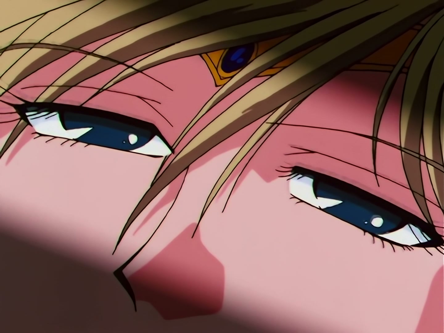 Sailor Moon Ep 111: The Holy Grail's Mystical Power! Moon's Double Transformation @ 00:03:18