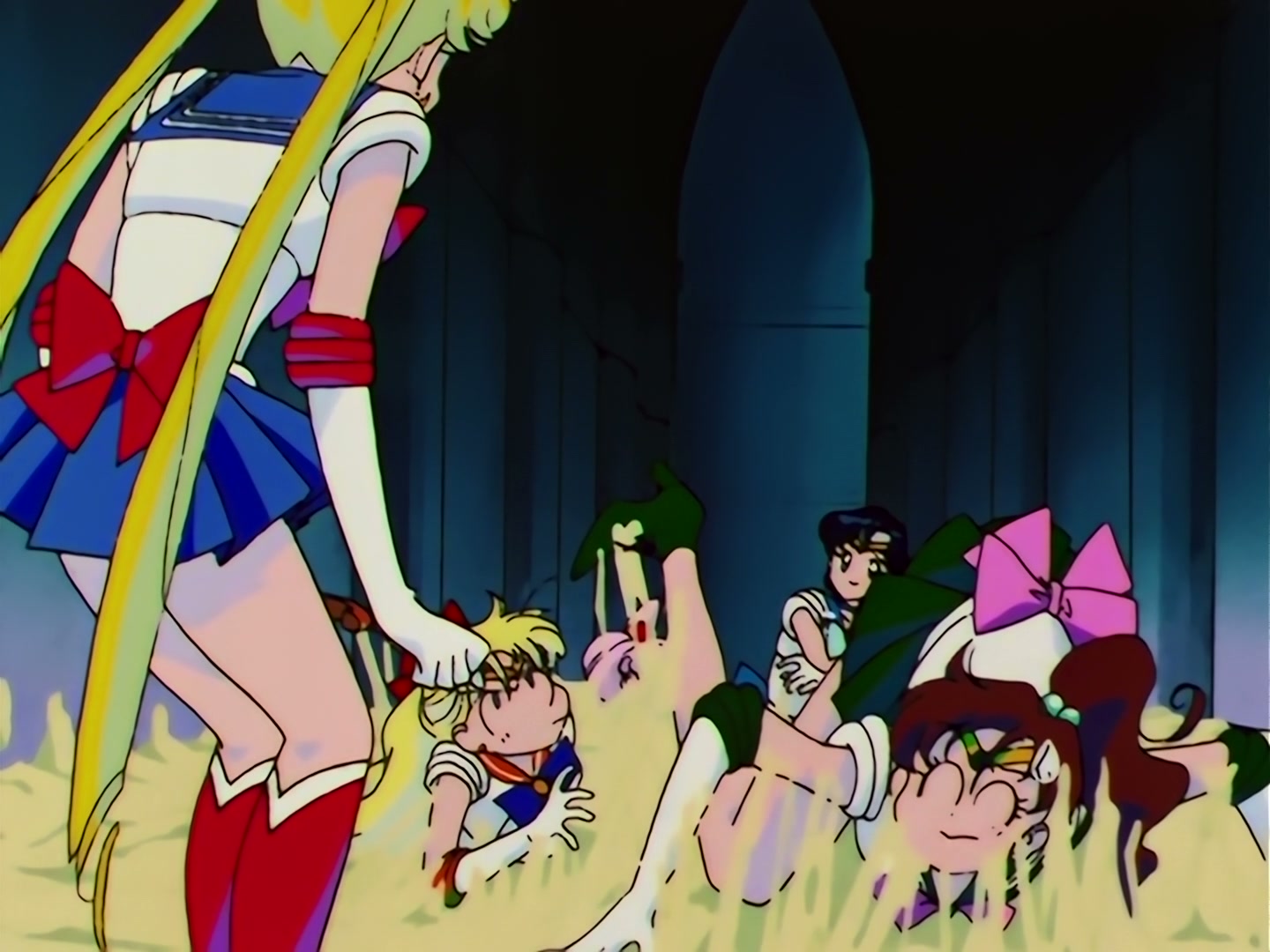 Sailor Moon Ep 111: The Holy Grail's Mystical Power! Moon's Double Transformation @ 00:08:38