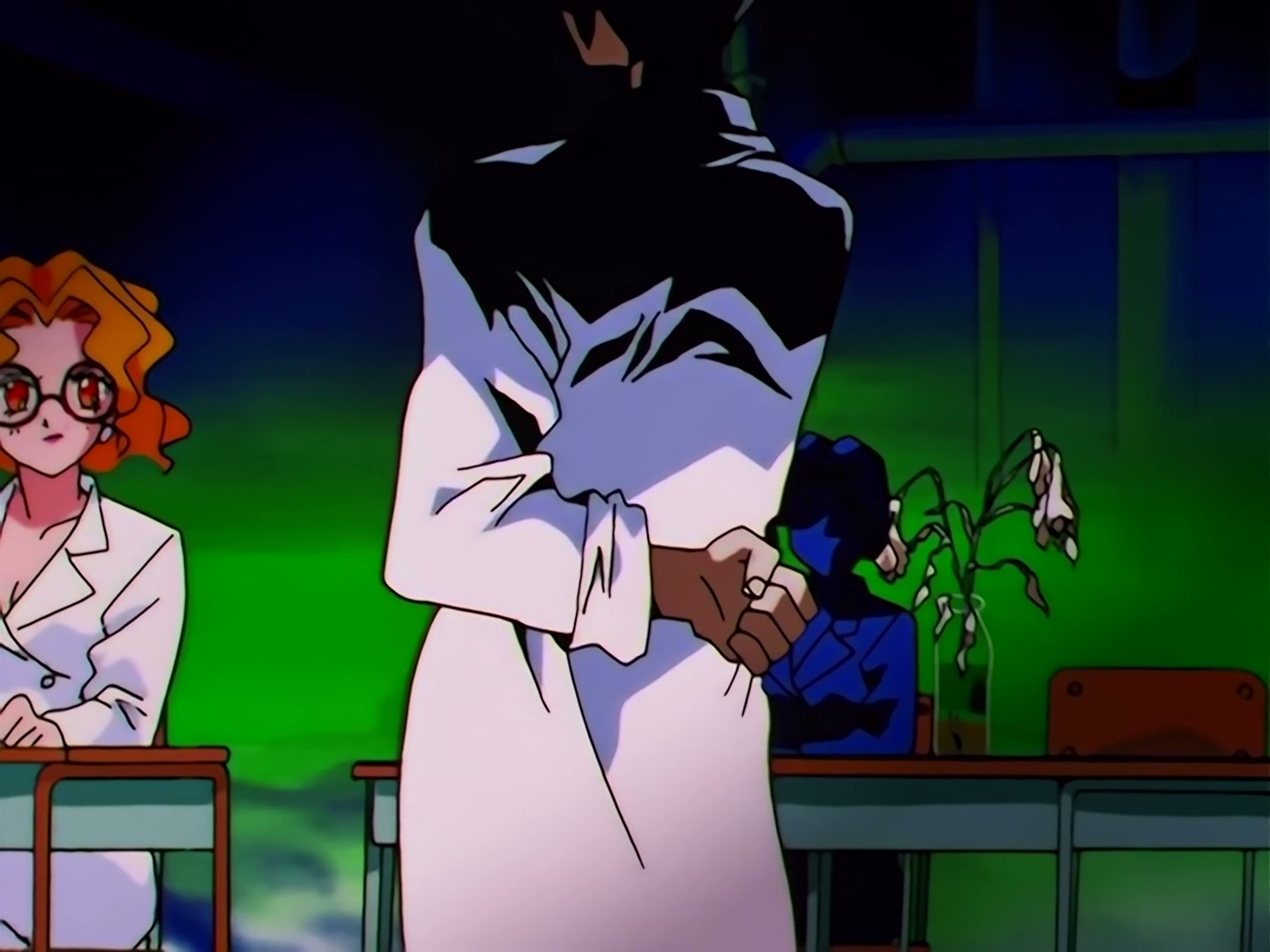 Sailor Moon Ep 112: Who is the True Messiah? Chaos of Light and Darkness @ 00:04:05
