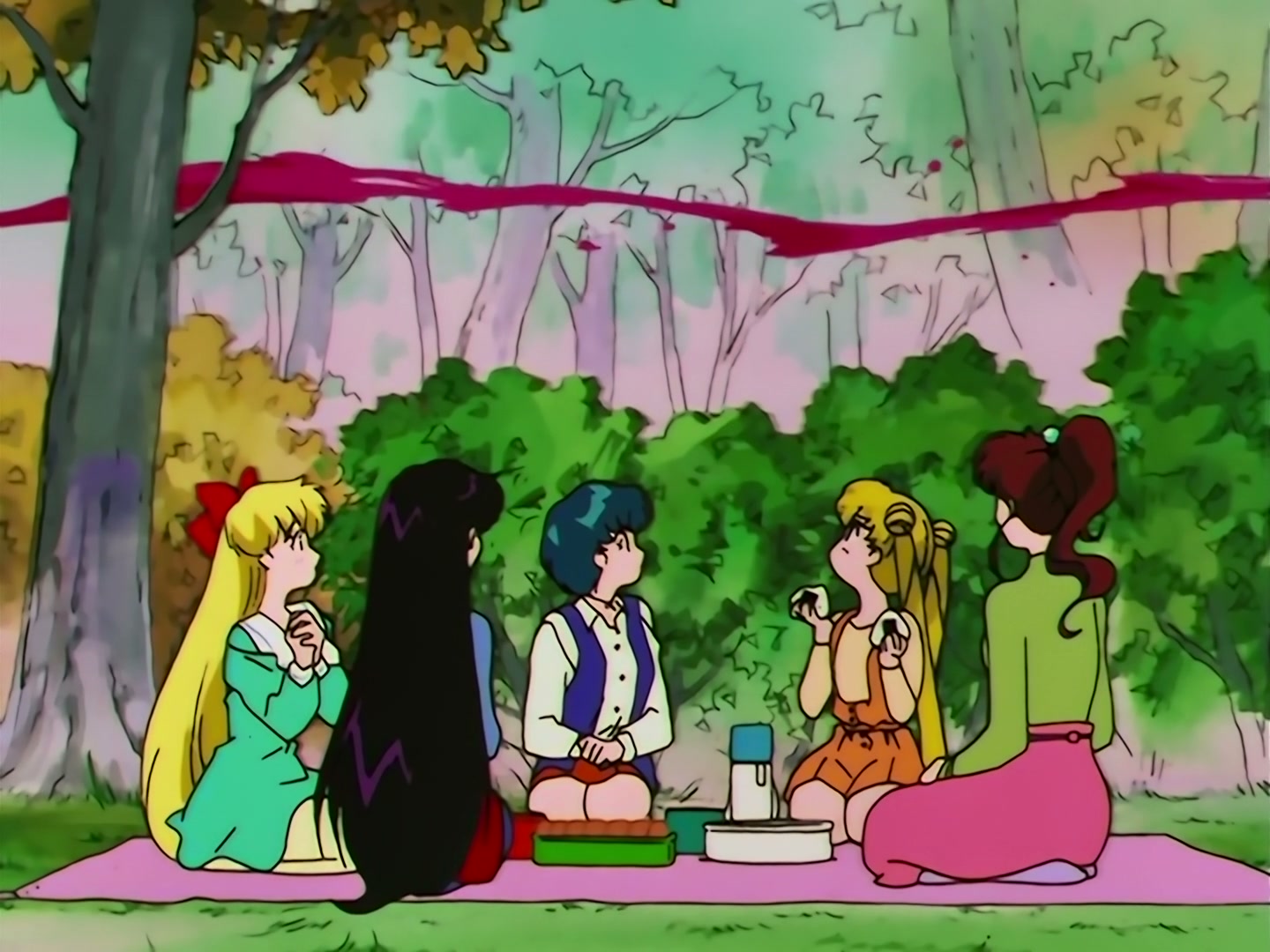 Sailor Moon Ep 112: Who is the True Messiah? Chaos of Light and Darkness @ 00:14:16