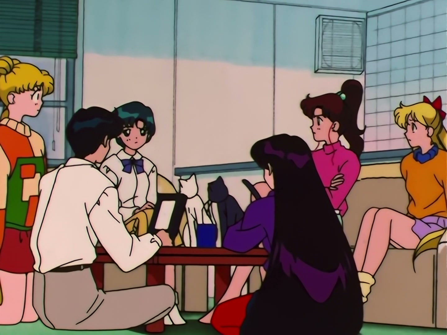 Sailor Moon Ep 120: The Amazon Trio's Stormy Love! Minako's Two-Timing Plan @ 00:04:36