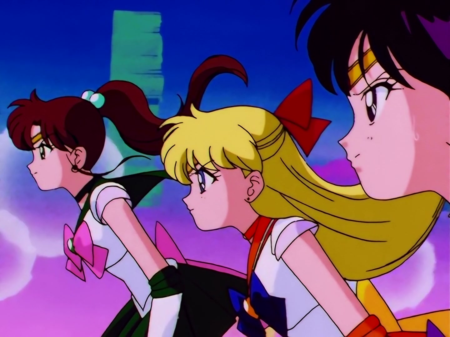 Sailor Moon Ep 169: The Cursed Mirror! Mamoru Caught in a Nightmare @ 00:13:11