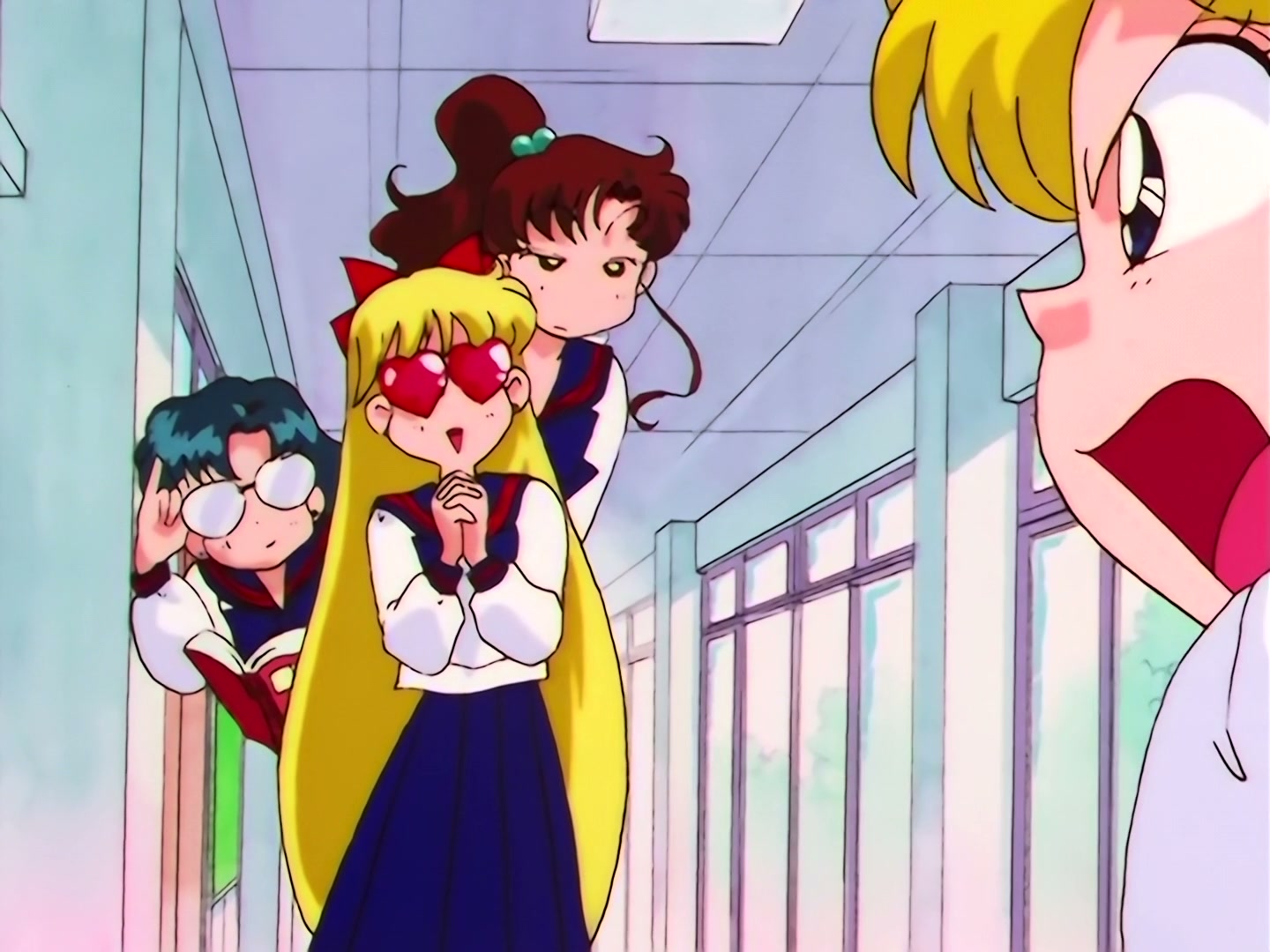 Sailor Moon Ep 187: The Shining Power of a Star: Chibi-Chibi's Transformation @ 00:03:08